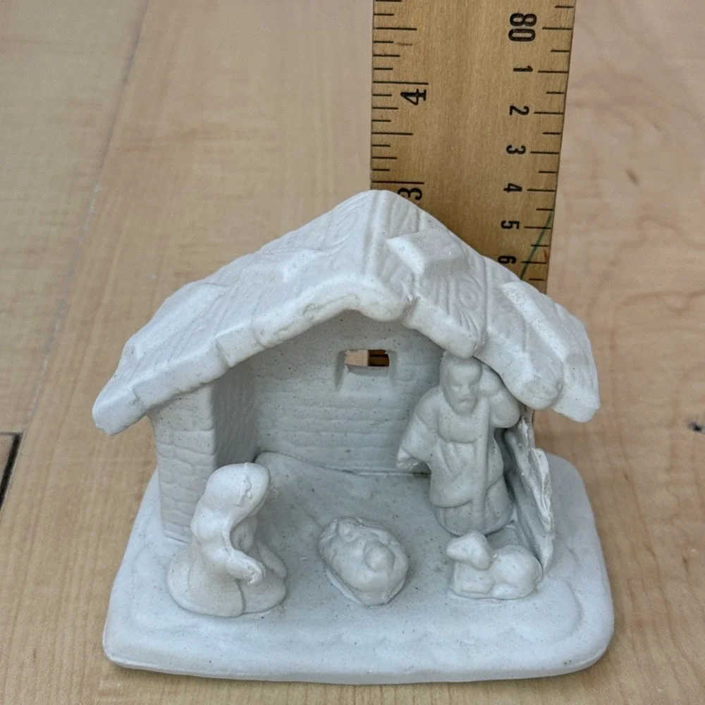 White Porcelain Nativity Figurine One Piece Mary Joseph & Baby Jesus Vintage
